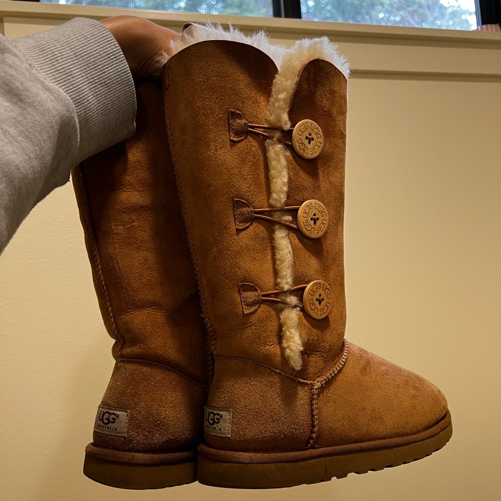 UGG Bailey Button Triplet (UGGs)